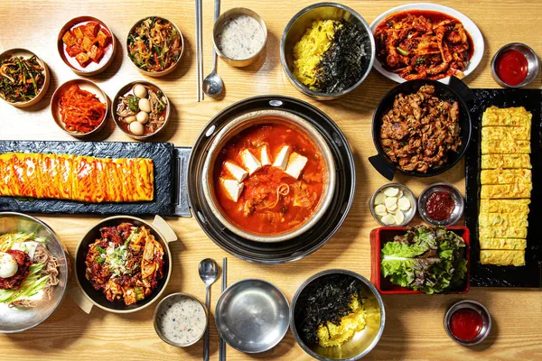 탕가네생고기김치찌개 상동역본점 사진 2