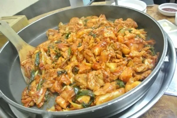 중화호반닭갈비막국수 본점 사진 4