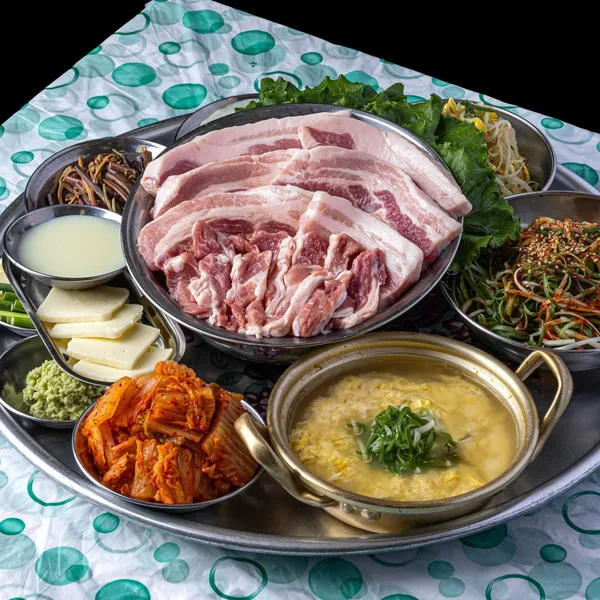 찐 김치찌개 또는 삼겹살 대전도안점 사진 2