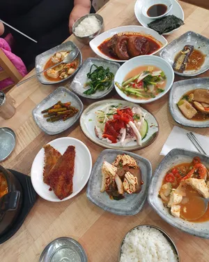 Gamasot Hanjeongsik
