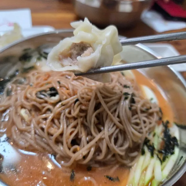 두루막국수