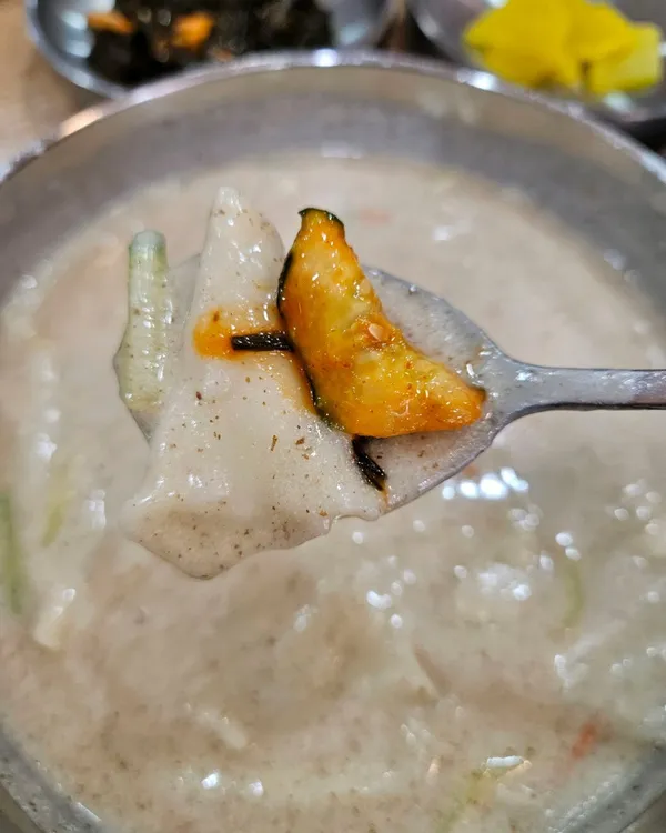 Deulkkaenara Guksu