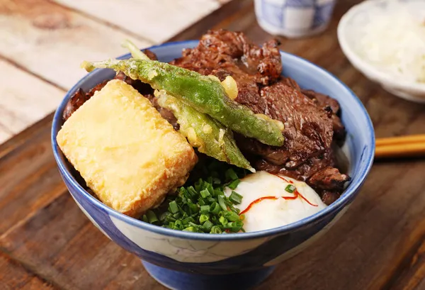 료혼 신라관
