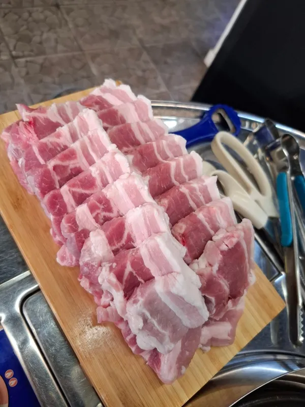 낭만돼지 사진 2