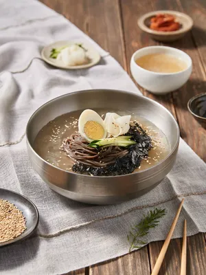 Giwa Memil Makguksu