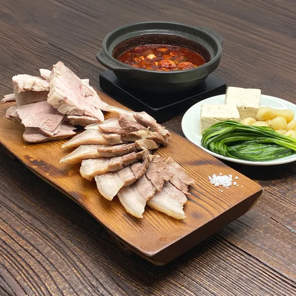 Eom Yongbaek Dwaeji Gukbap Haeundae, photo 2