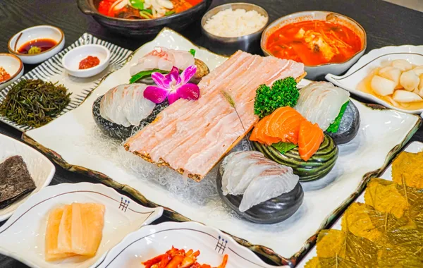 바닷가작은부엌 마포역점 사진 5