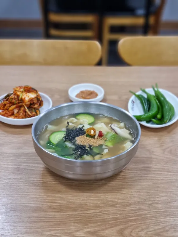 Samjeong Kongguksu Onggi Kaljebi, photo 5