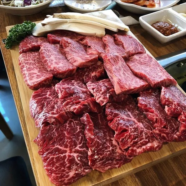 우시장정육식당 송촌점 사진 2
