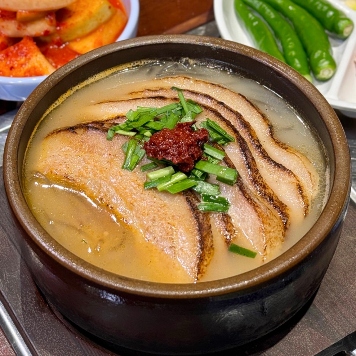 산더미 미성돼지국밥 성대점 사진 2