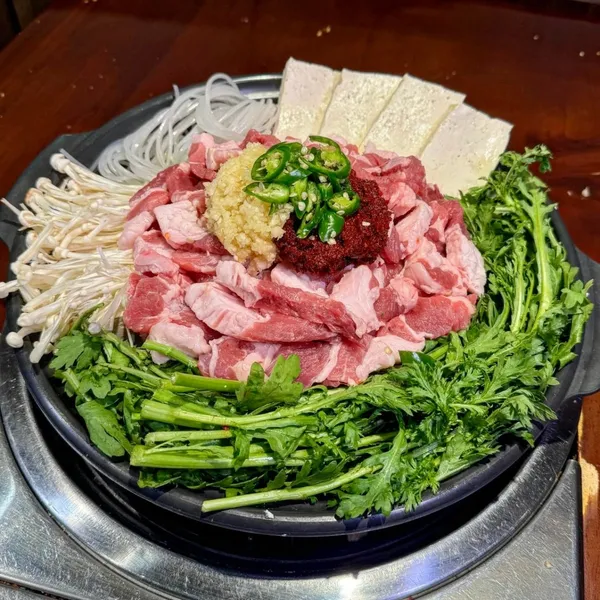 산더미 미성돼지국밥 성대점 사진 4