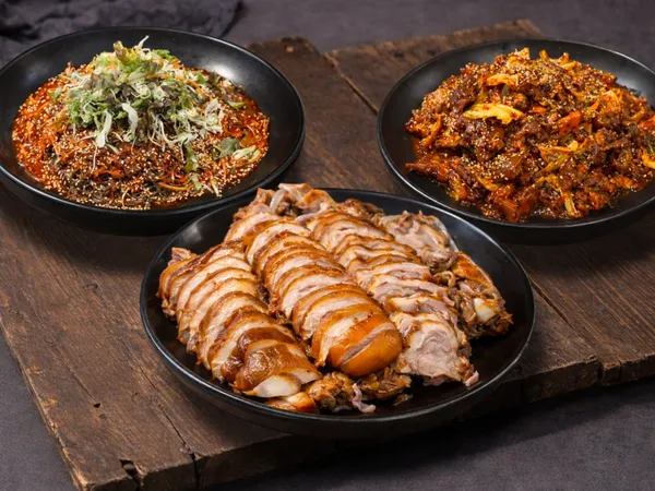 조선식탁오정족발 사진 4