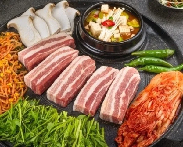 상도동솥뚜껑 숭실대점 사진 4