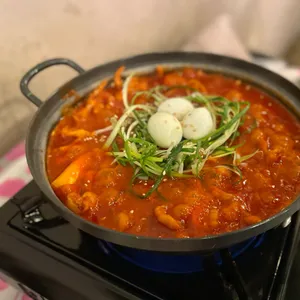 Gongnyong Dakbal