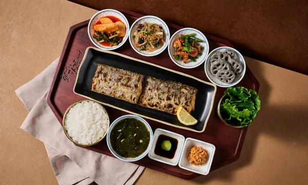 화덕으로간고등어반상 여의도점 사진 5