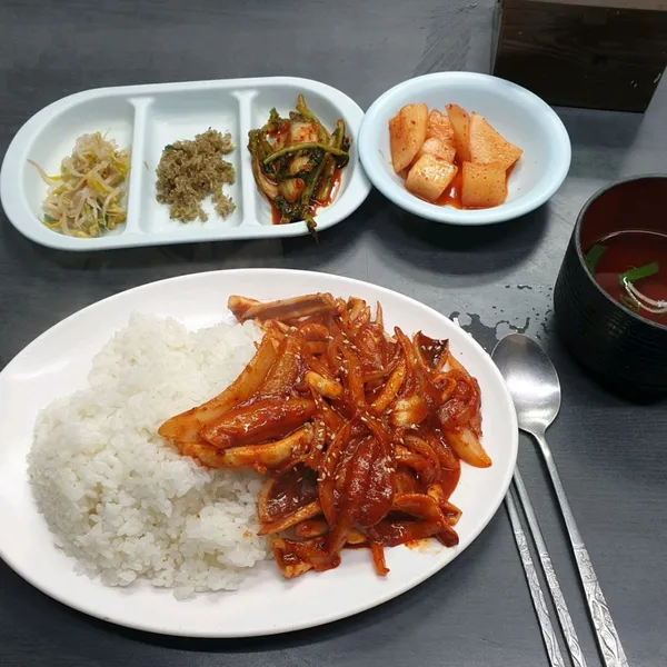 신촌잔치국수 사진 3