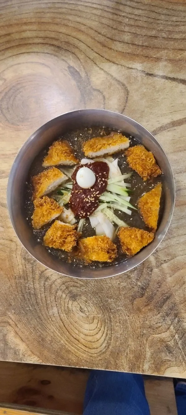 짱이네매콤돈가스냉면 본점 사진 4