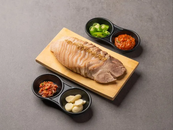 Jeju Ollae Gogi Guksu, photo 5