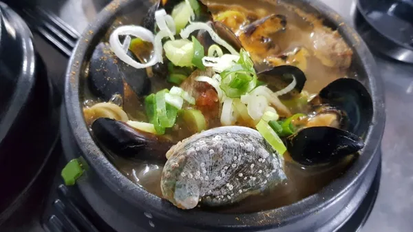 어멍뚝배기 올레시장본점 사진 4