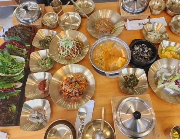 북한산우렁쌈밥 사진 2