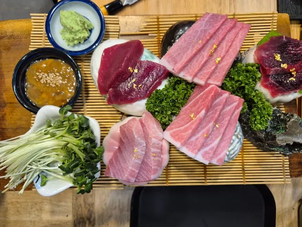 토모 사진 3
