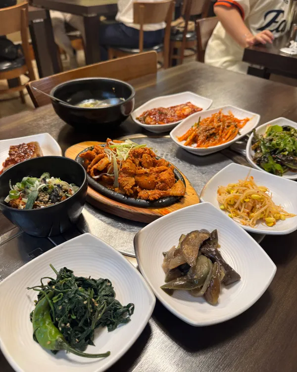동명사랑채 사진 2