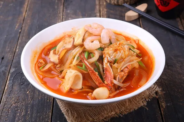칭웨이 사진 3