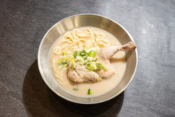 언양닭칼국수 발산역점 사진 2