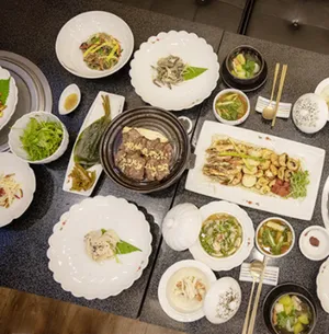 Yongjibong Hanjeongsik