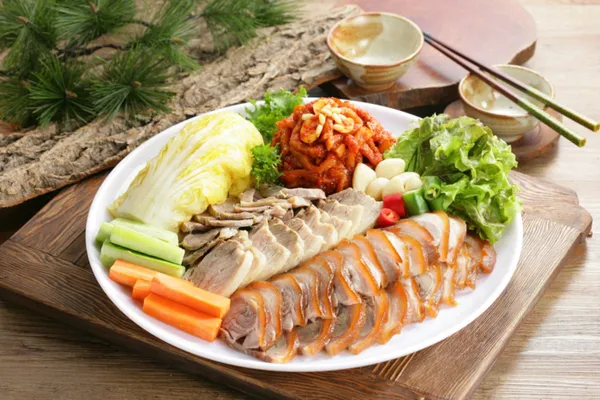 옹고집할머니족발보쌈 본점