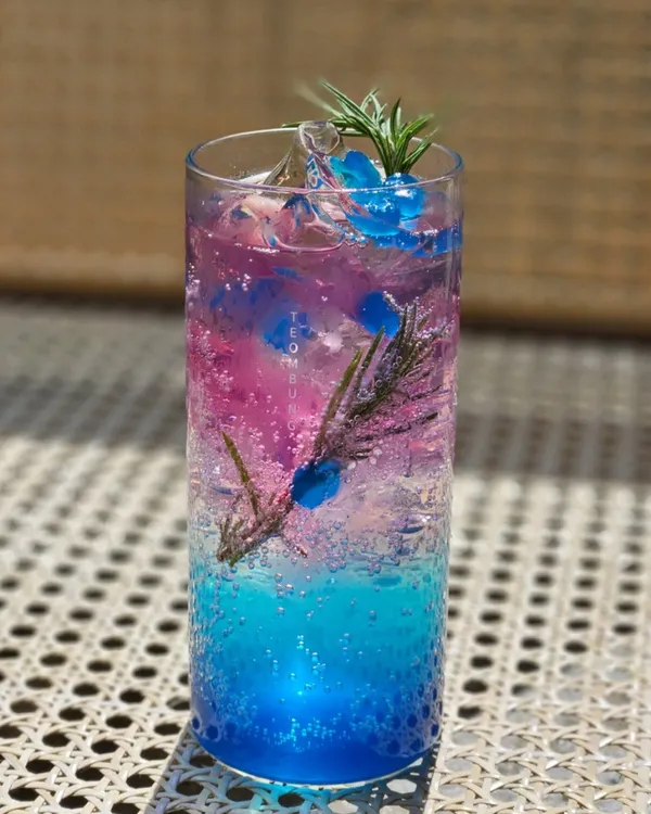 カフェトムボンの写真2