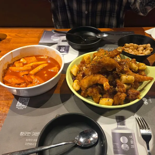 치킨매니아 고대점 사진 3