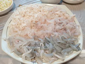 Kkeomeok Dongne