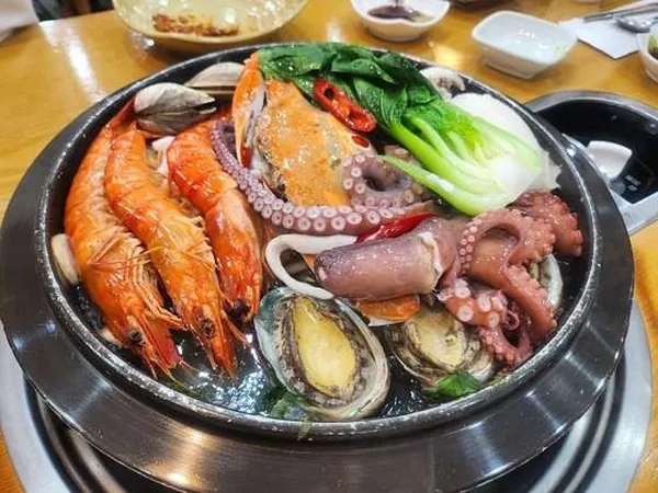 대구울릉도해물탕 들안길본점 사진 4