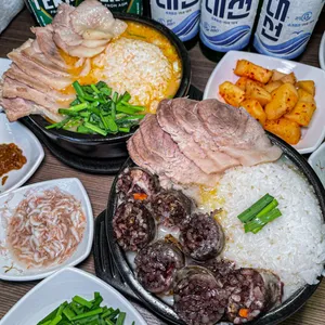 モンシルジョンガ デジクッパ カムチョン文化村 本店
