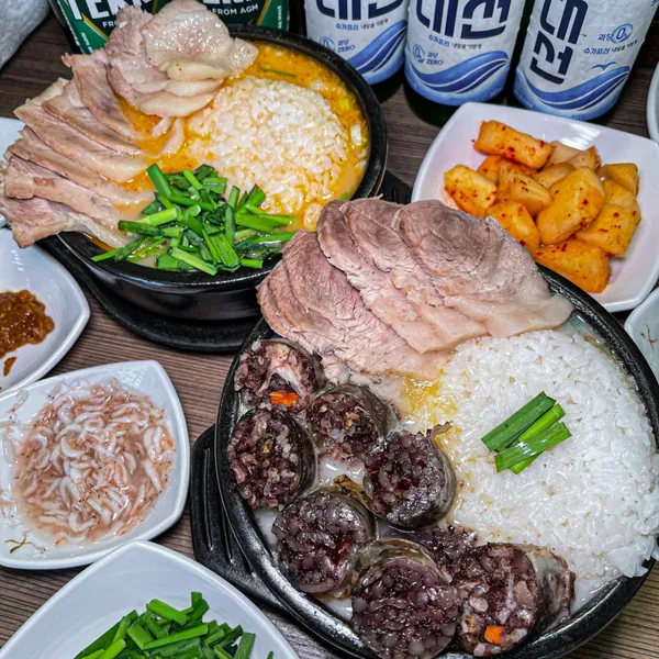 몽실종가돼지국밥 감천문화마을 본점 사진 4