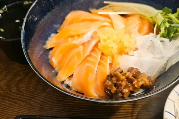 Sushi Jeong, photo 3