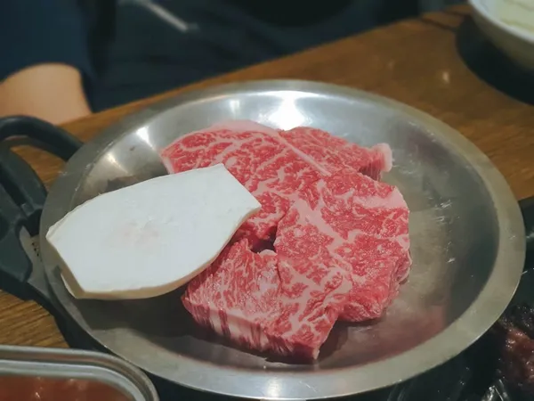 우천식육식당 강남구청점 사진 3