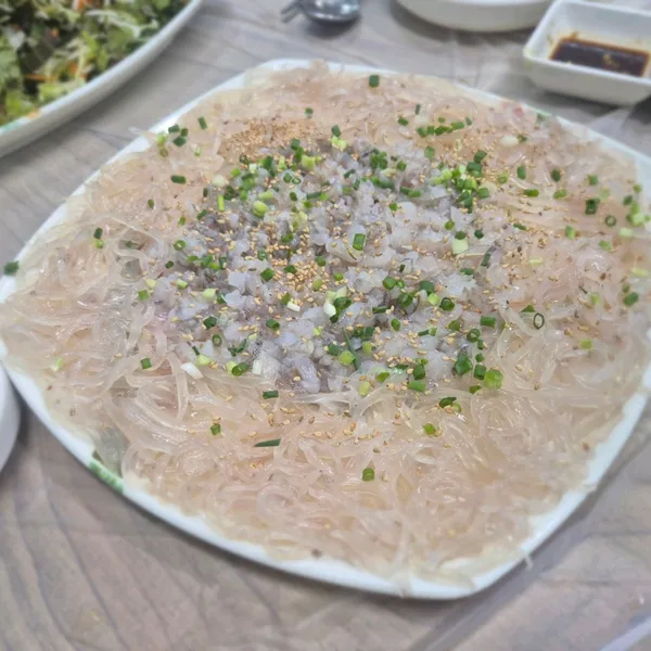 물만난산오징어와해물 사진 4