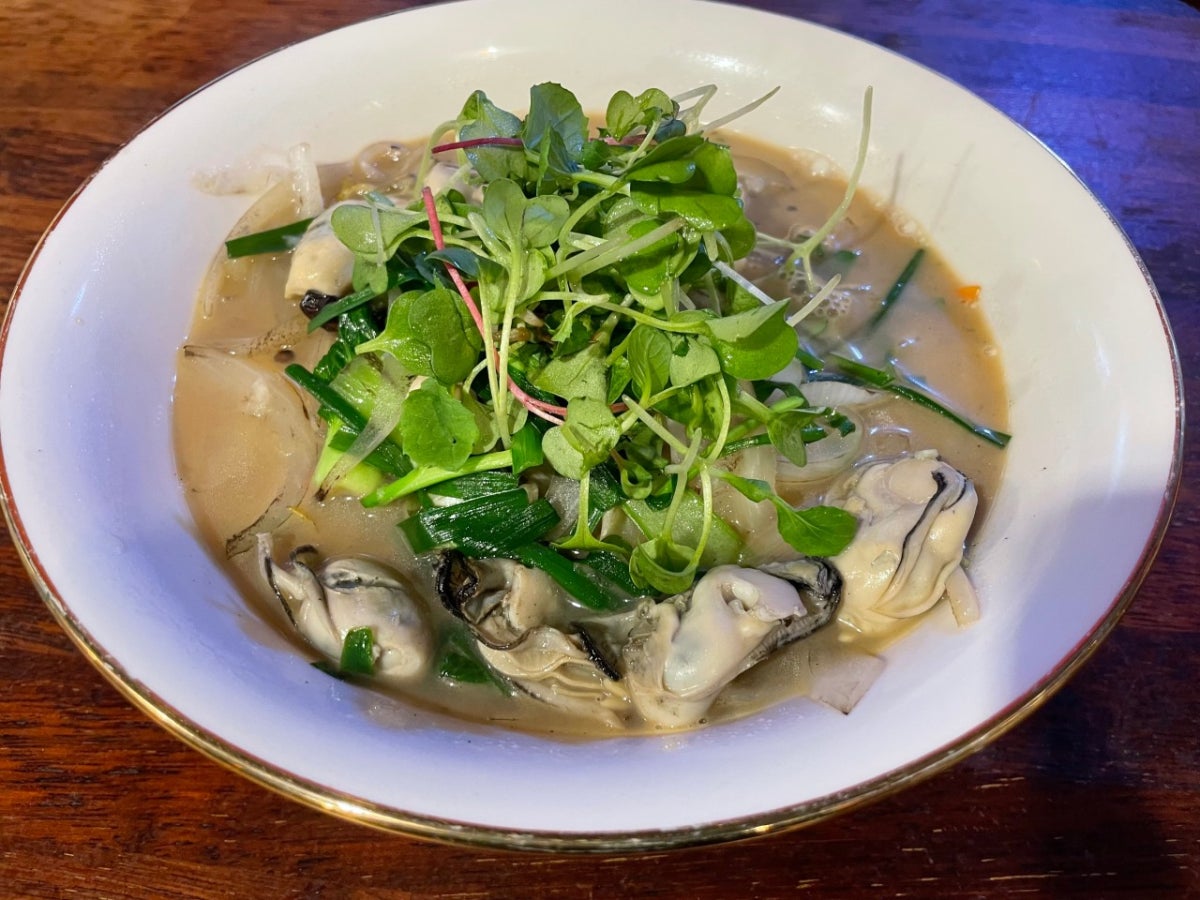 홍경 사진 4