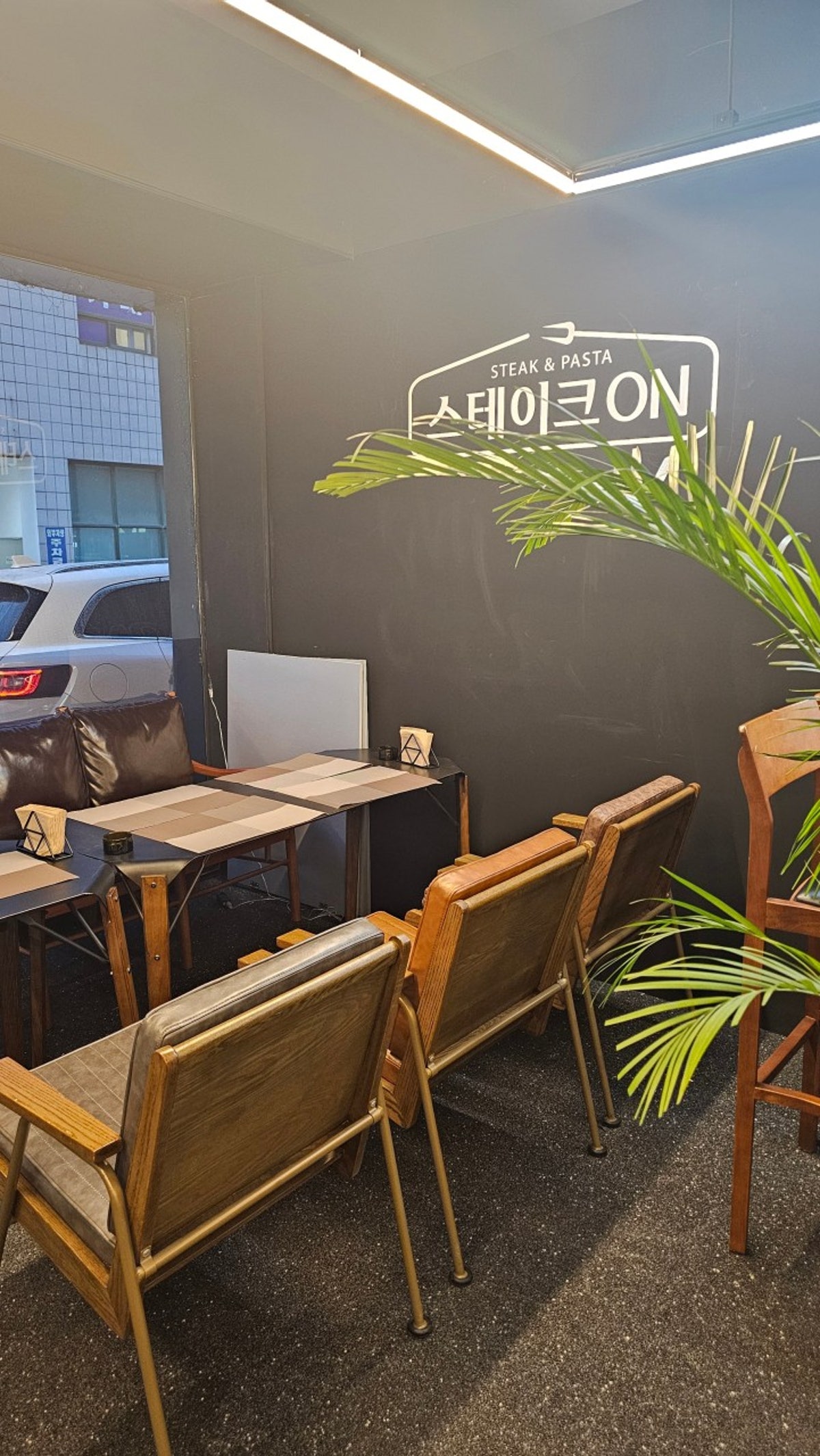 맛있는스테이크온 일산밤리단길점 사진 3