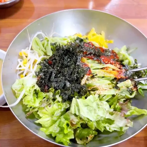 Migak Kalguksu, photo 5
