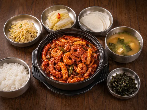 찐낙곱새 곱도리탕 교대점 사진 3