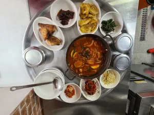 Halmae Sikdang