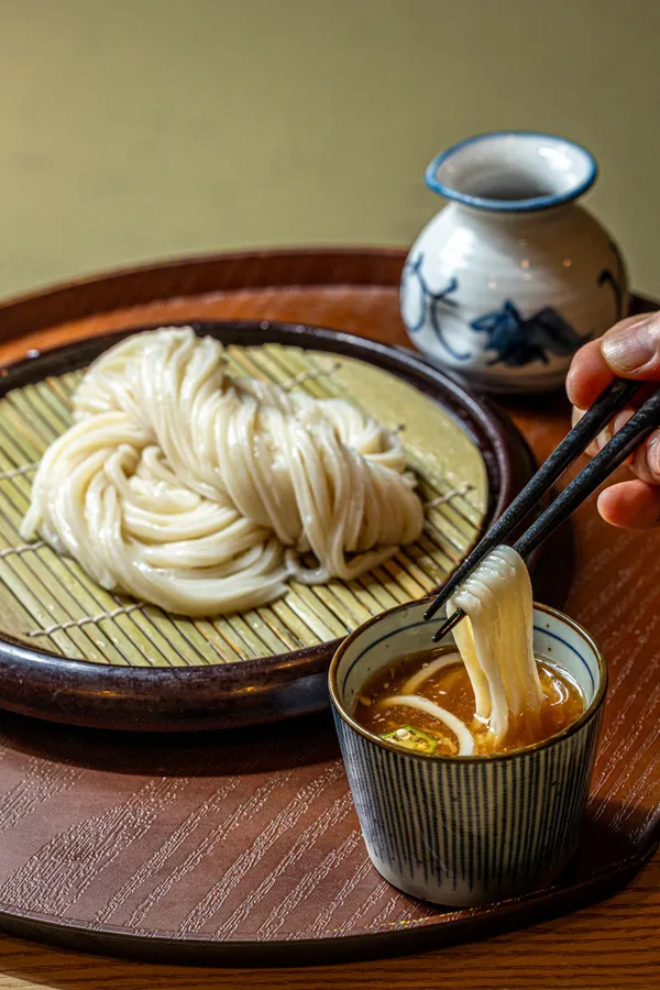 우동명가 기리야마본진