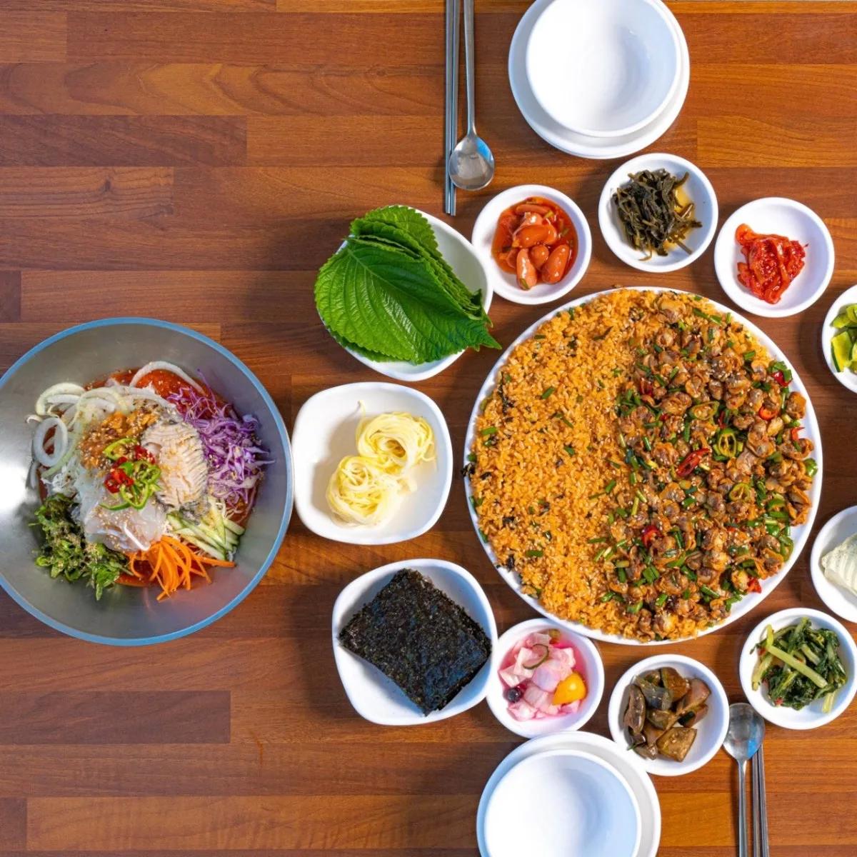 Yeonhwa Village Kkomak Bibimbap, main photo