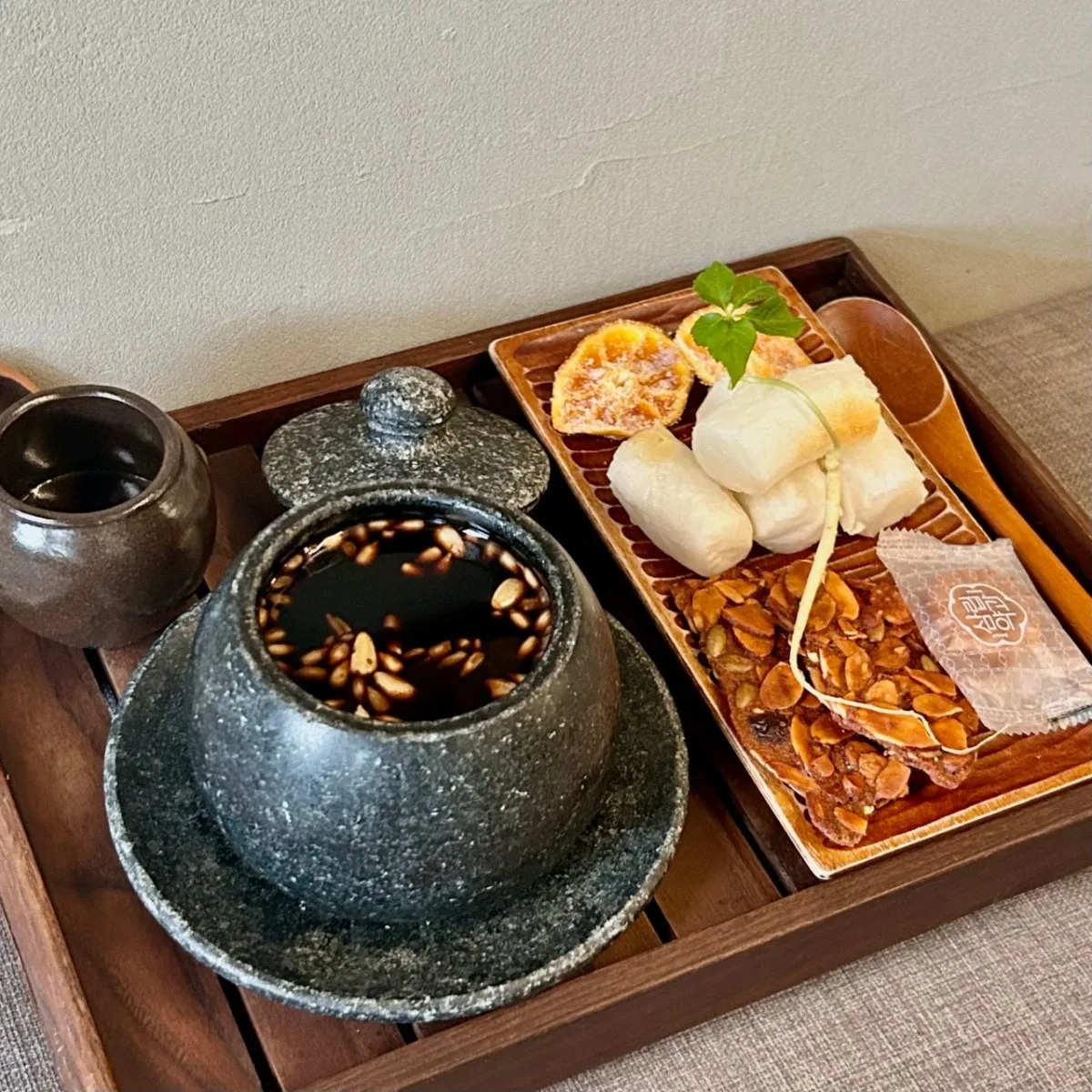 인주카페 한옥점 대표 사진