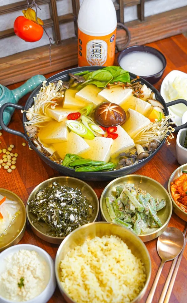 Jeungpyeong Sondubu Gamnamujip