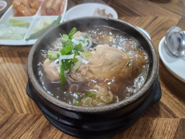 Gogung Samgyetang