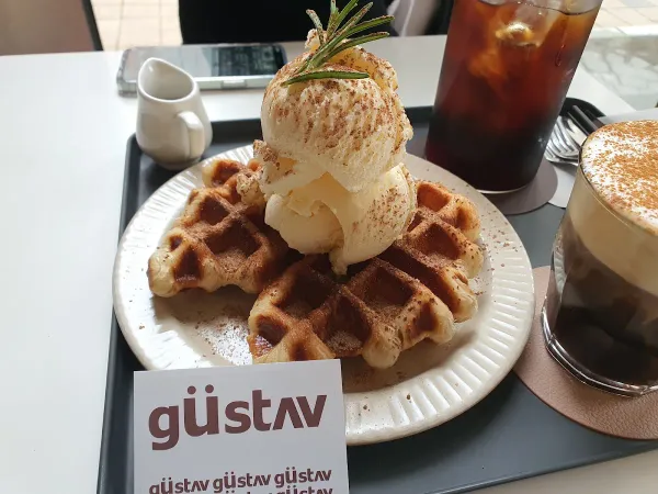 구스타브 사진 4
